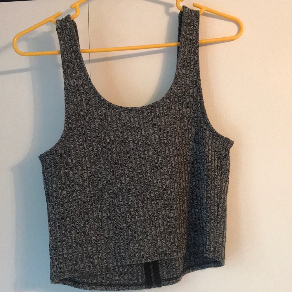 Express crop top - Picture 3 of 3